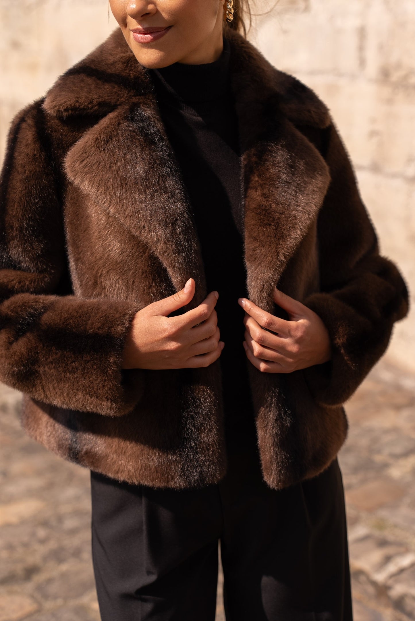 FAUX FUR Curto