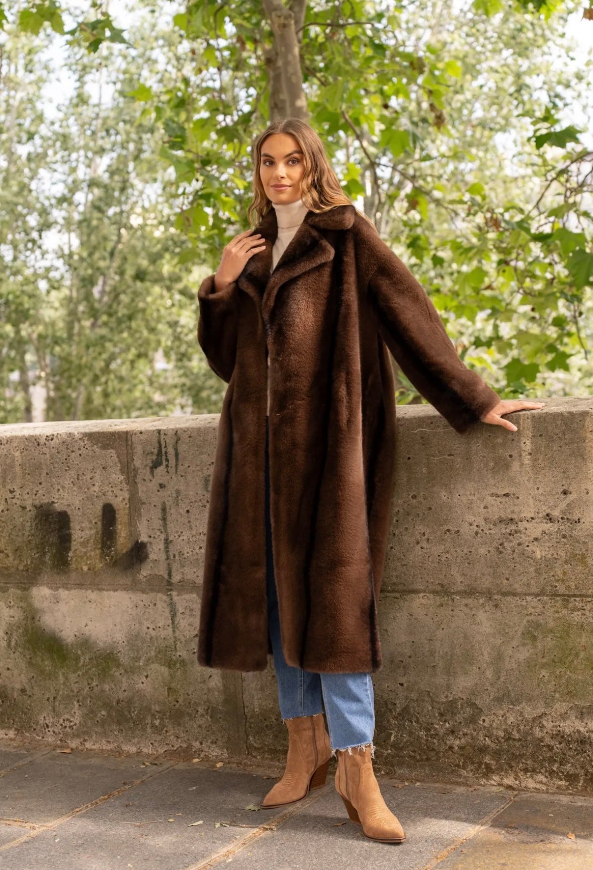 Long chocolat coat