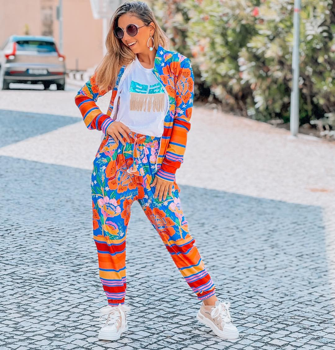 Tracksuit Rainbow bars