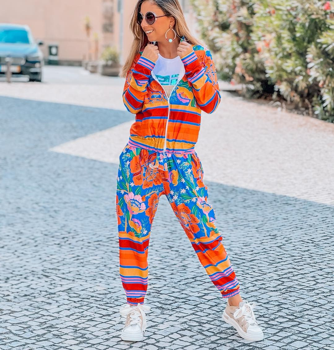 Tracksuit Rainbow bars