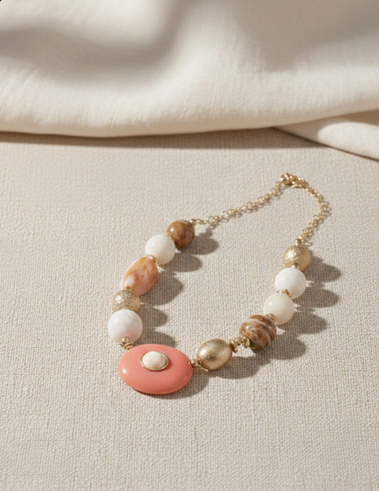 Colar coral dourado