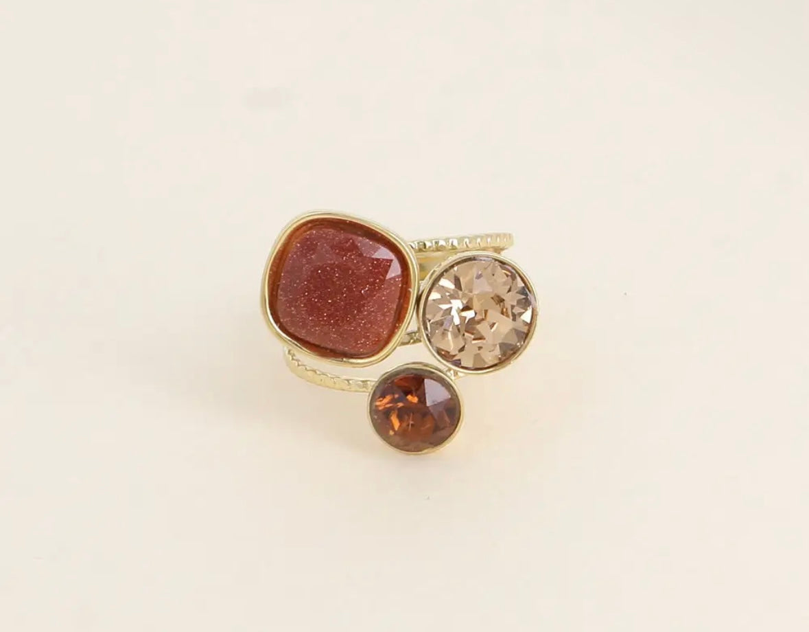 Anel Trilogia - pedra natural e cristais Swarovski®