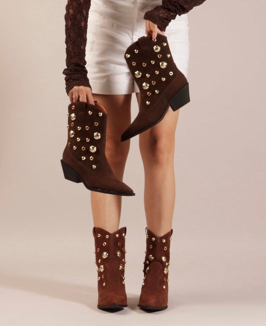Bota western taxas