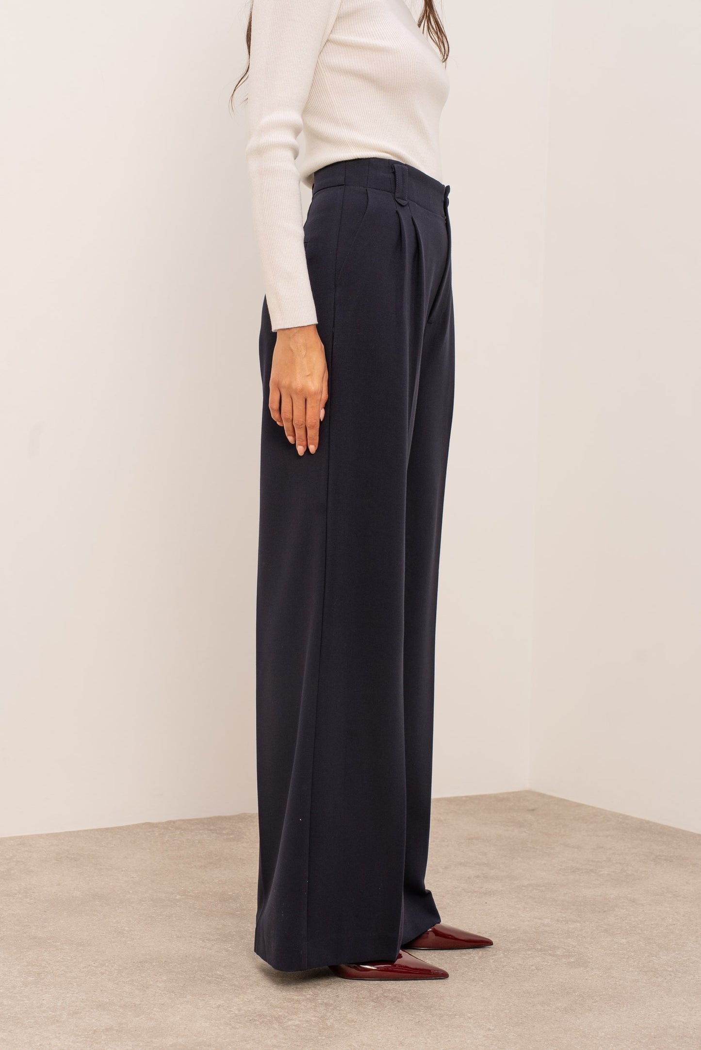 Calça plissada Straight fit